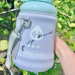 Ashlen Sandefur White Marble Sleeve